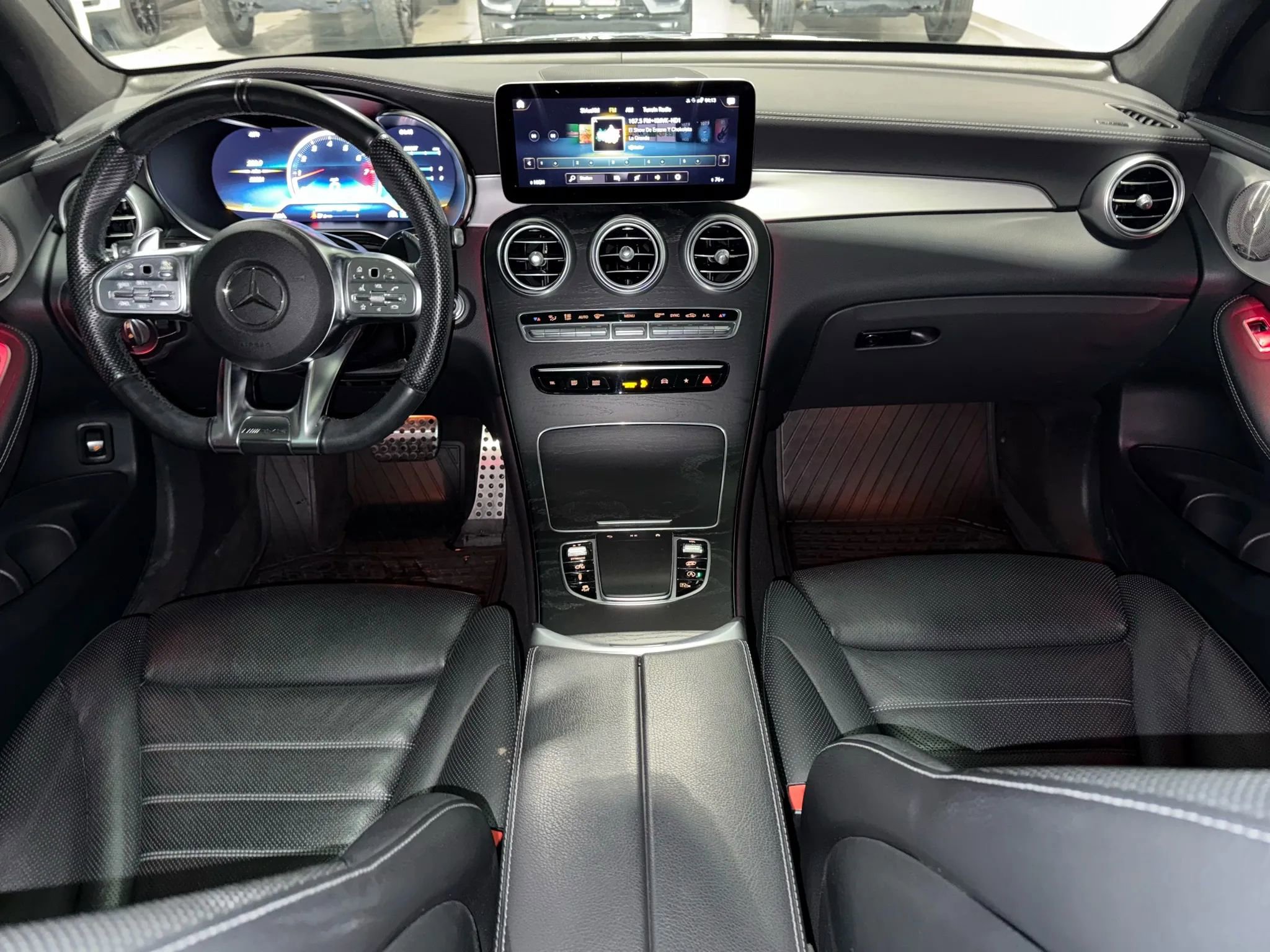 Used 2021 Mercedes-Benz GLC 43 AMG 4MATIC image 13