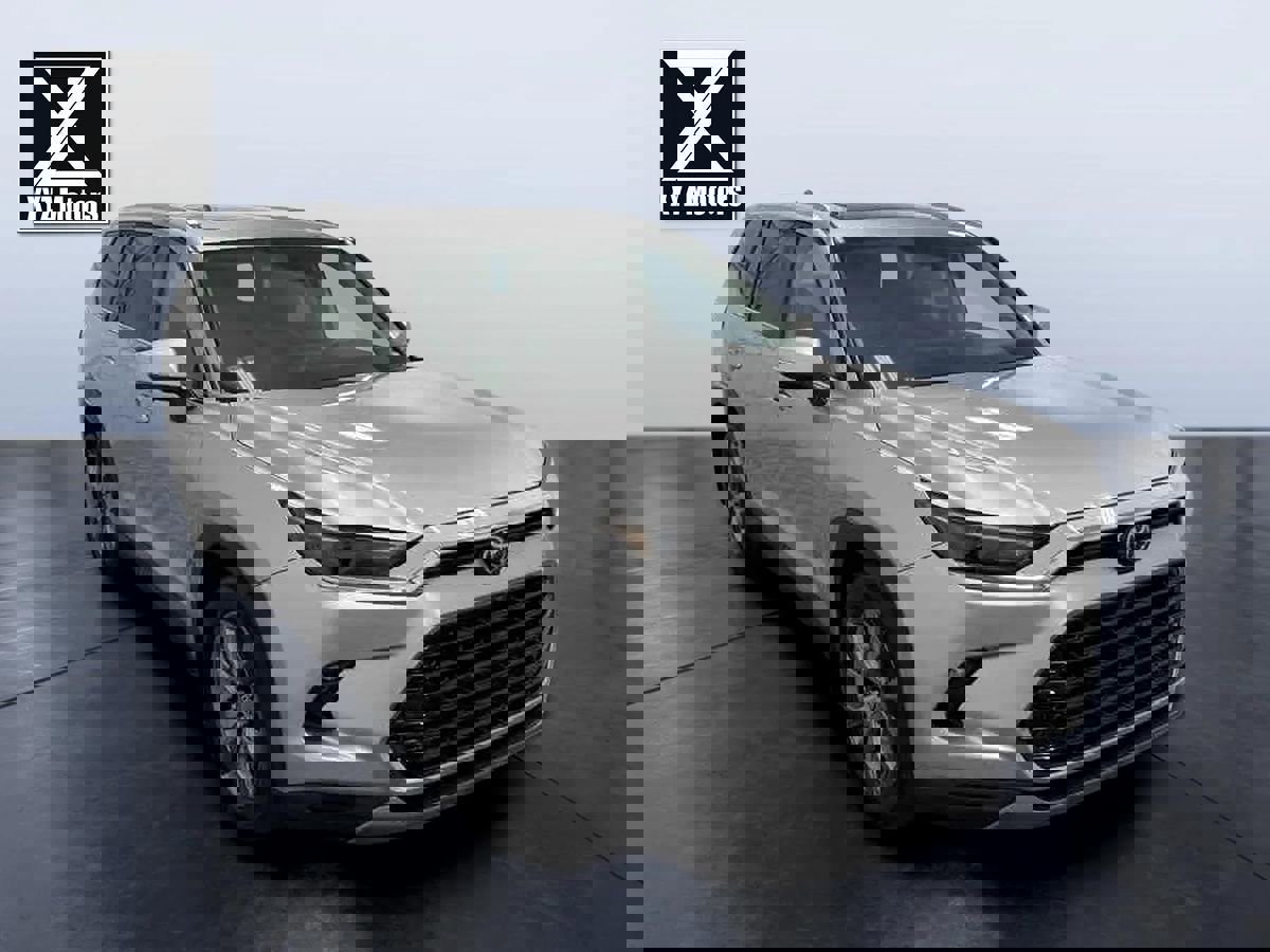 Used 2024 Toyota Grand Highlander Limited image 7