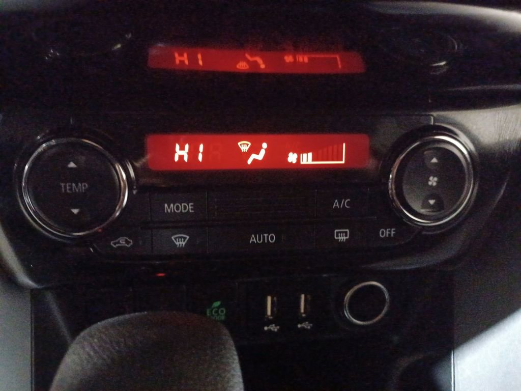 Used 2022 Mitsubishi Eclipse Cross LE image 15