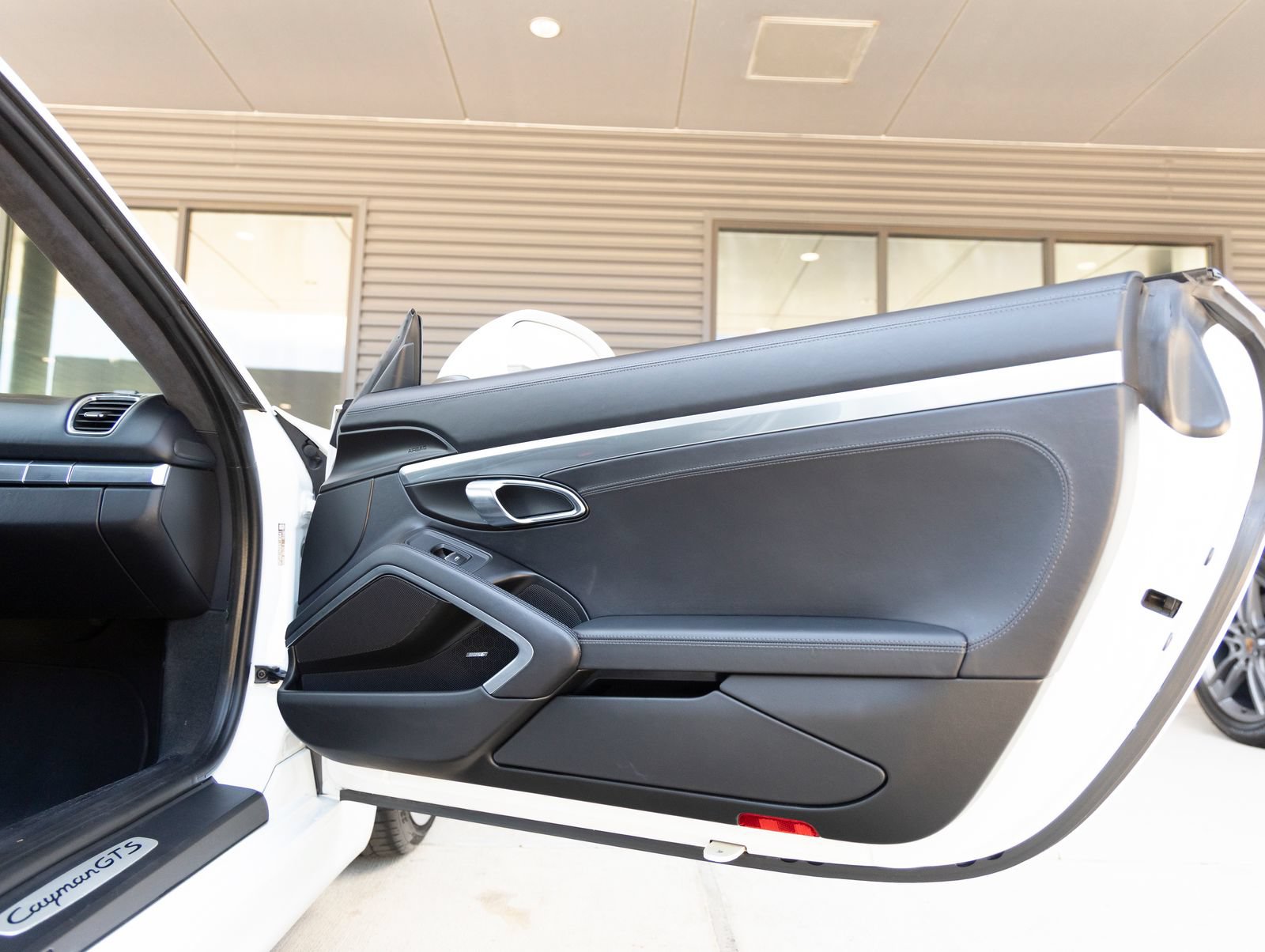 Certified 2015 Porsche Cayman GTS RWD image 28
