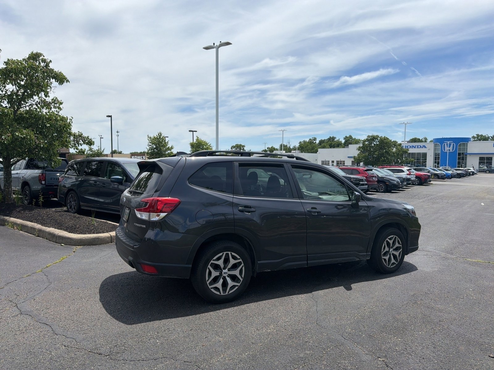 Used 2019 Subaru Forester Premium AWD/4WD image 11