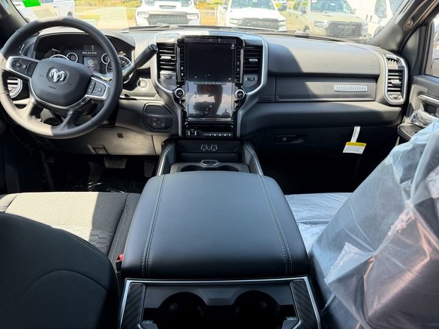 New 2026 RAM 3500 Big Horn AWD/4WD image 27