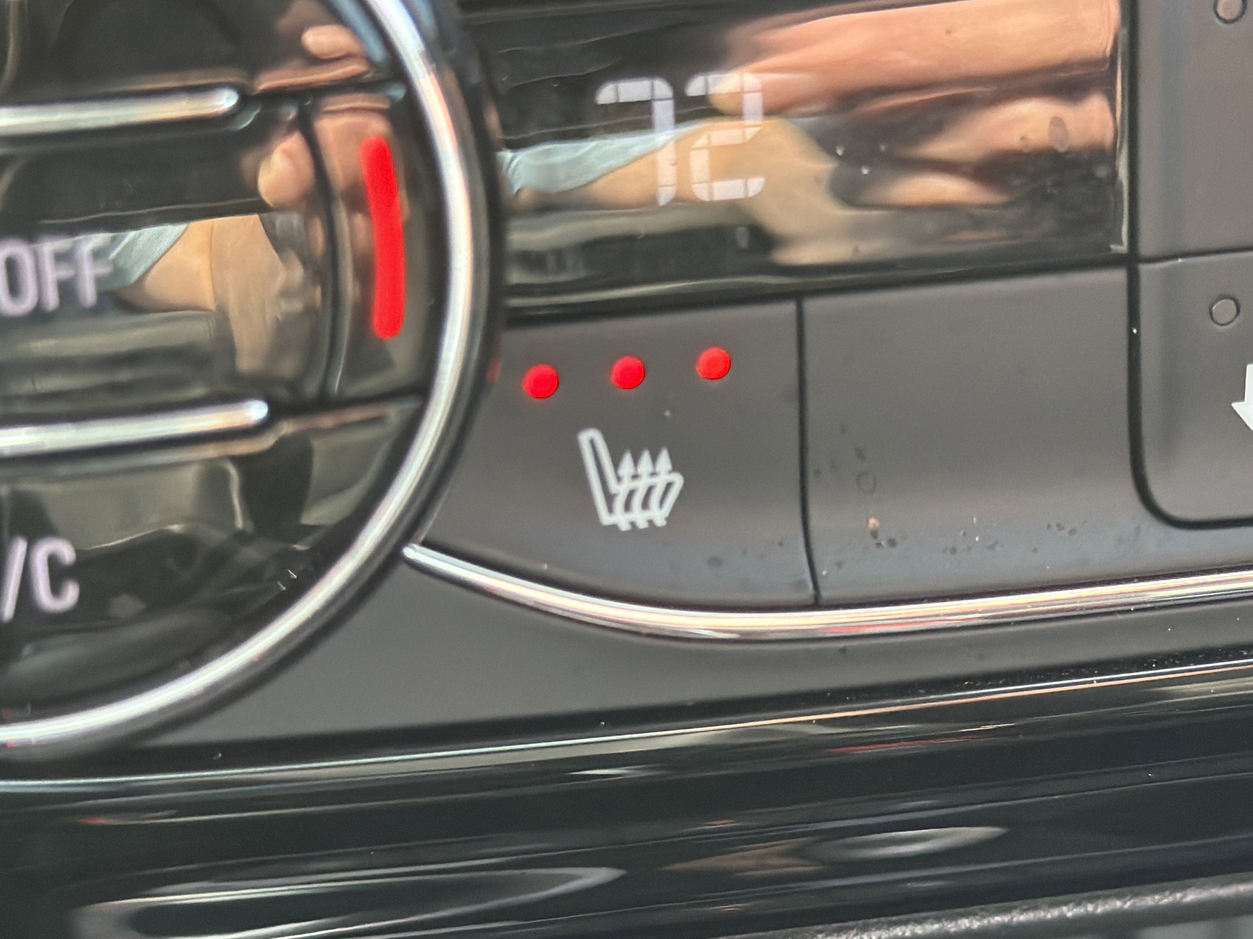 Used 2023 Buick Encore GX Select w/ Safety Package II AWD/4WD image 30