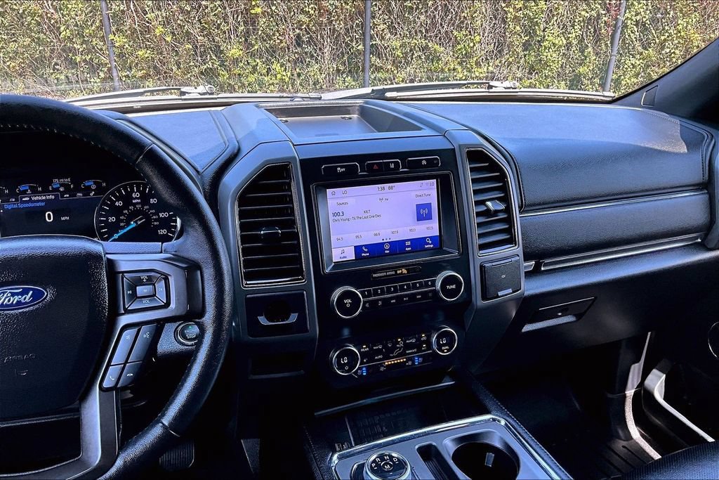 Used 2020 Ford Expedition XLT w/ Equipment Group 202A RWD image 8