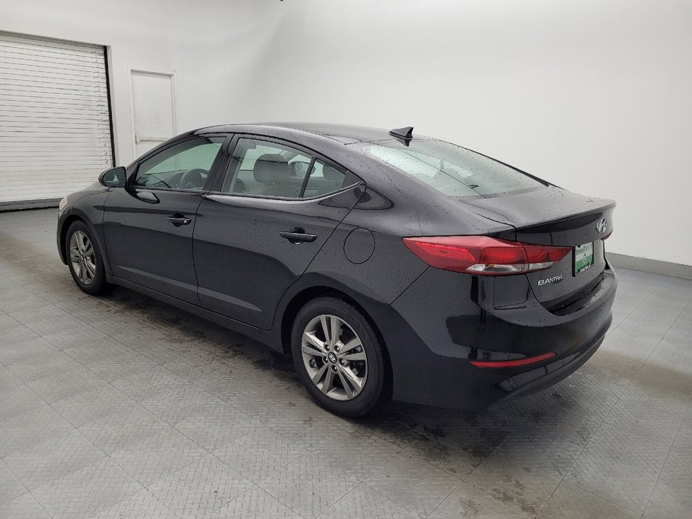 Used 2018 Hyundai Elantra SEL image 3