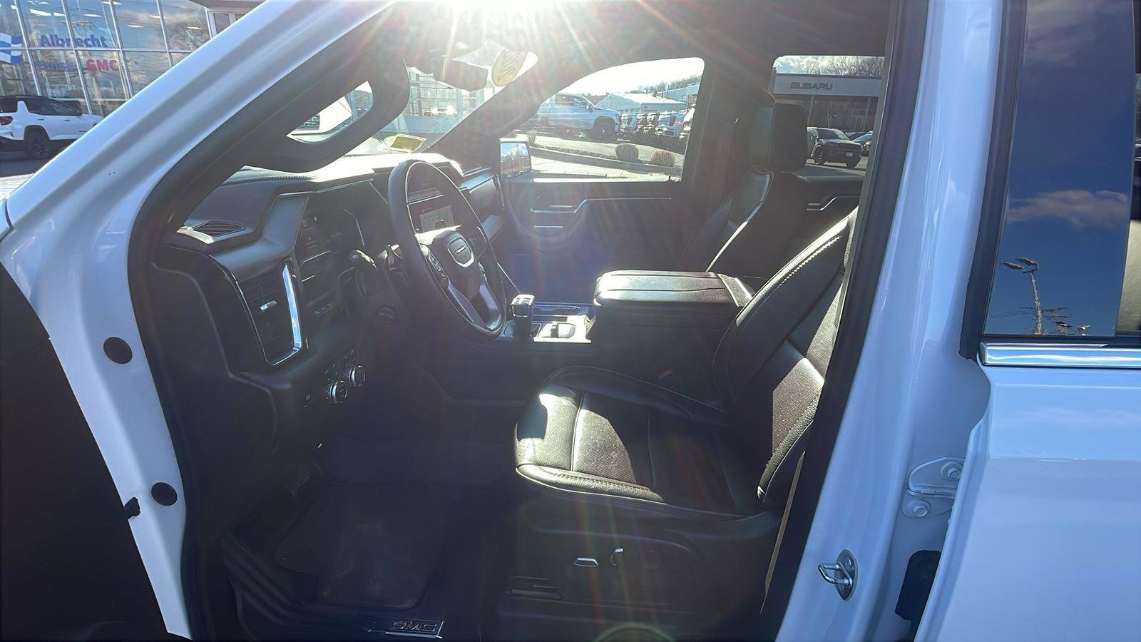 Used 2023 GMC Sierra 1500 Denali w/ Technology Package image 26