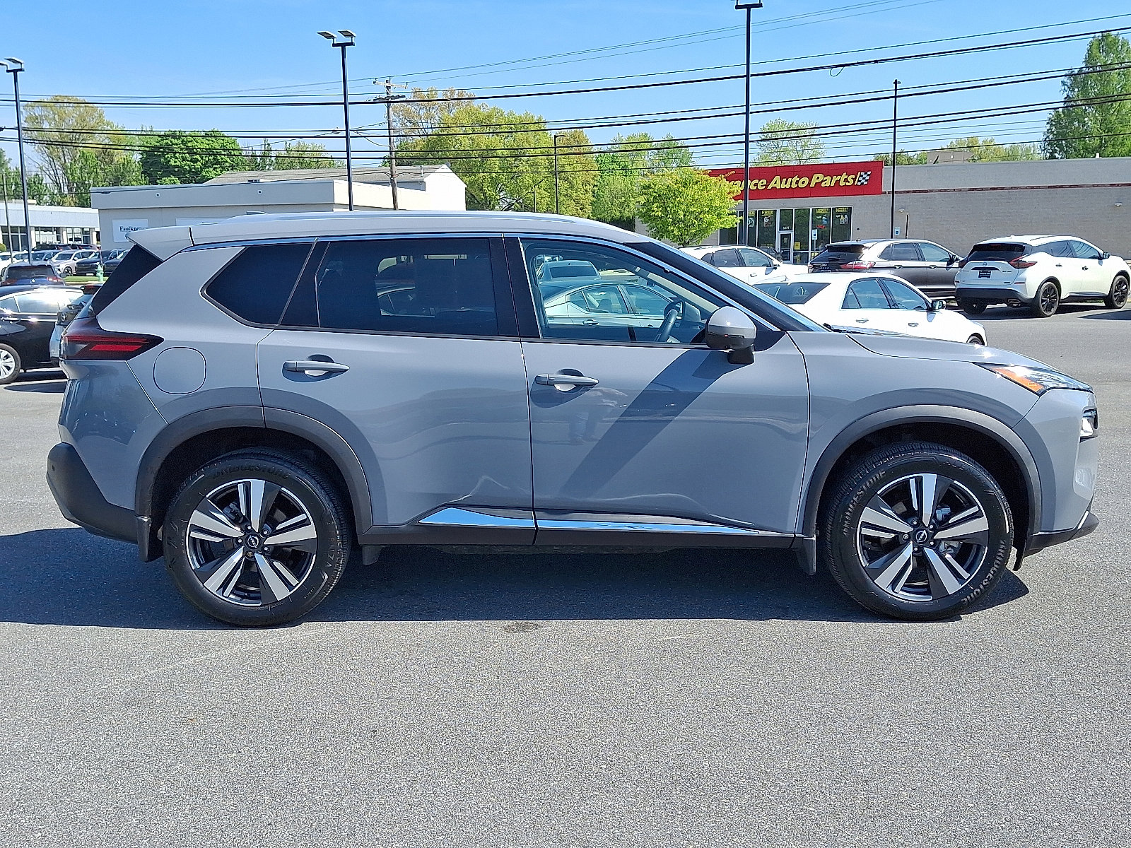 Certified 2023 Nissan Rogue SL AWD/4WD image 9