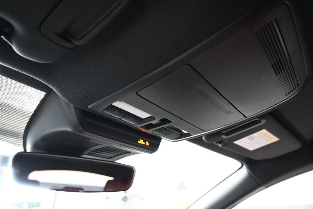 Used 2024 MAZDA MAZDA3 s AWD/4WD image 25