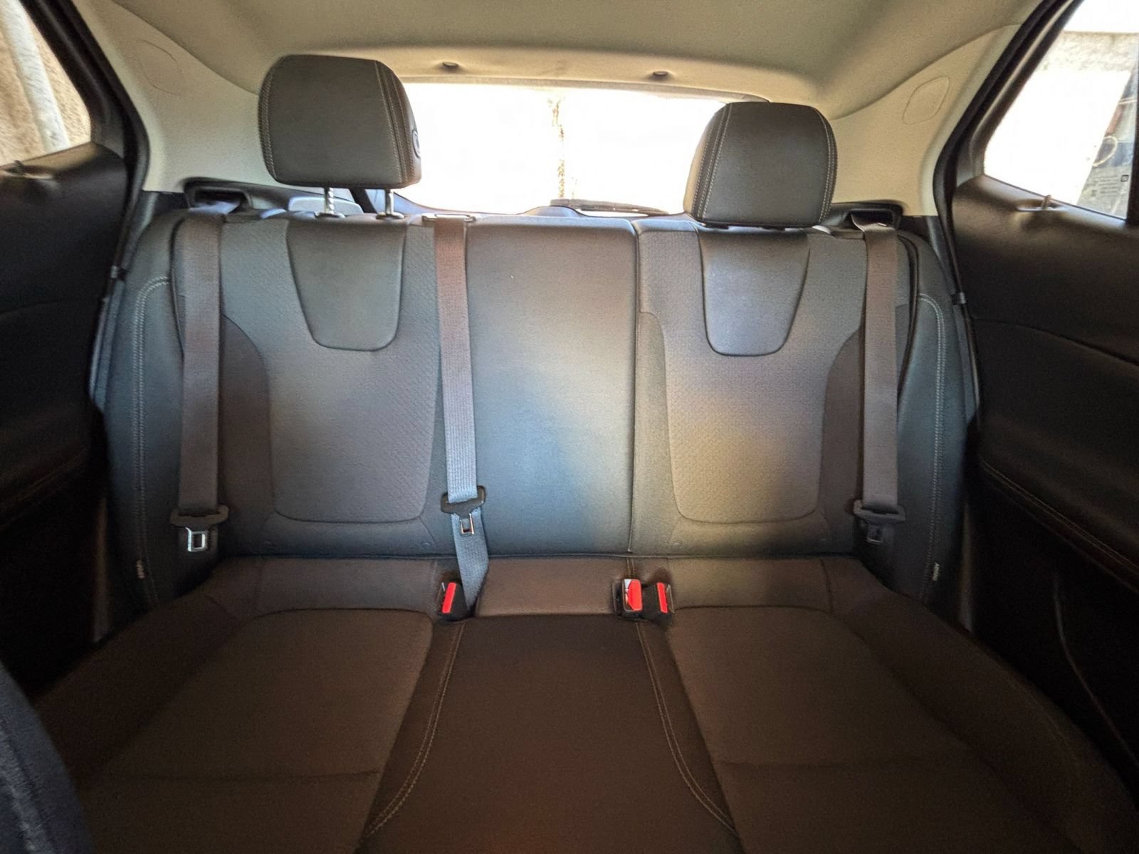 Used 2025 Buick Encore GX Preferred AWD/4WD image 36