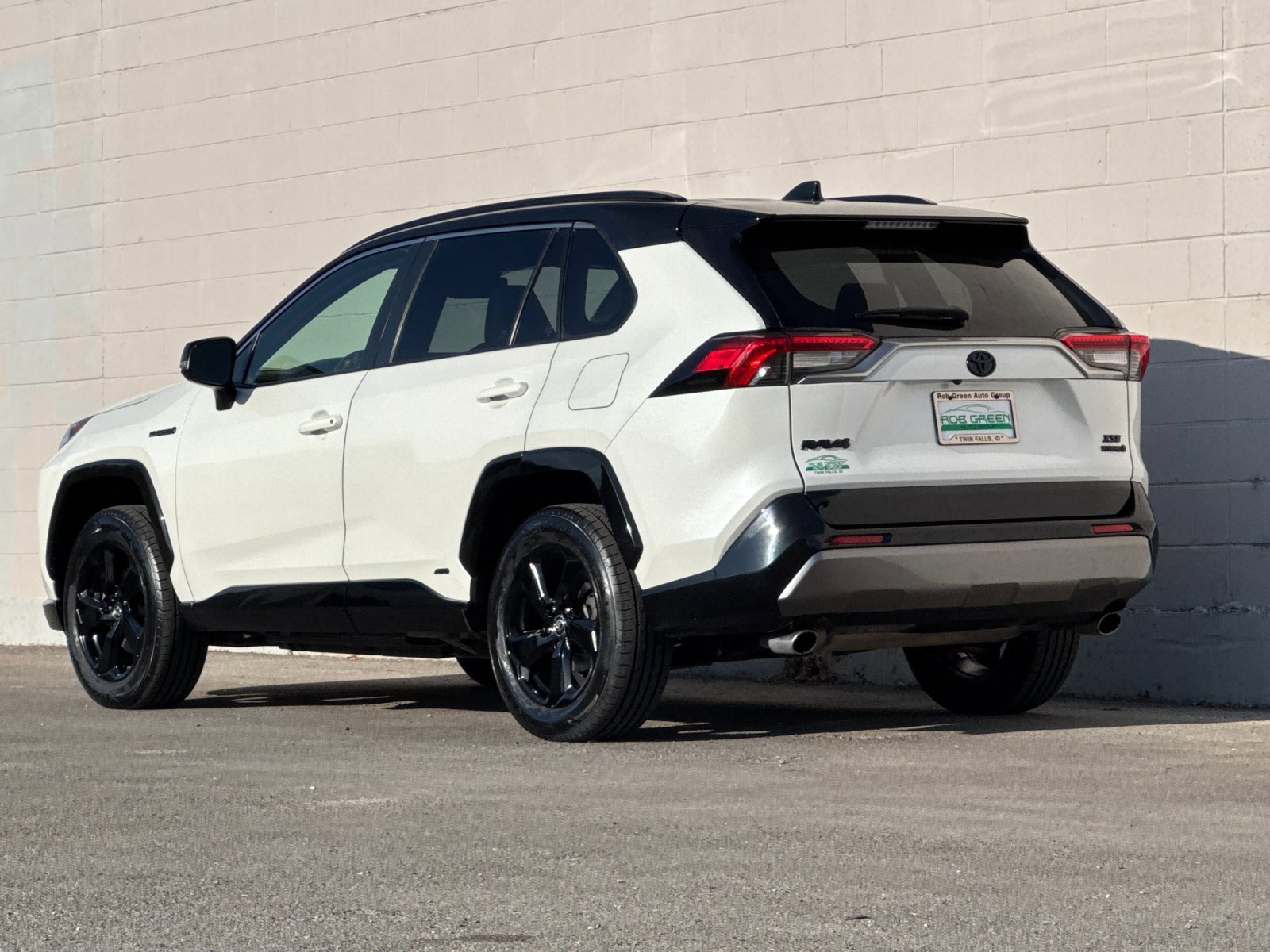 Used 2019 Toyota RAV4 XSE image 5