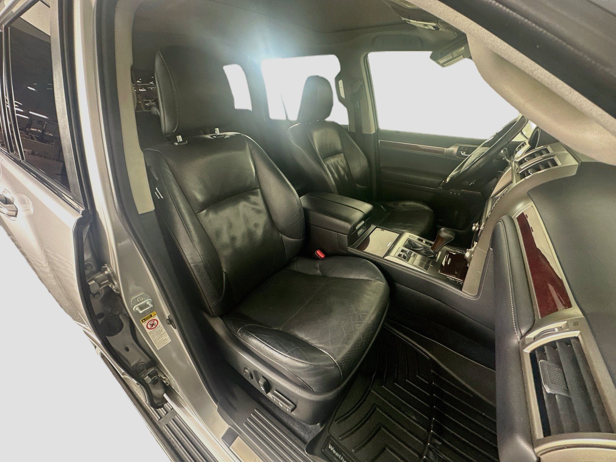 Used 2016 Lexus GX 460 w/ Premium Package AWD/4WD image 34