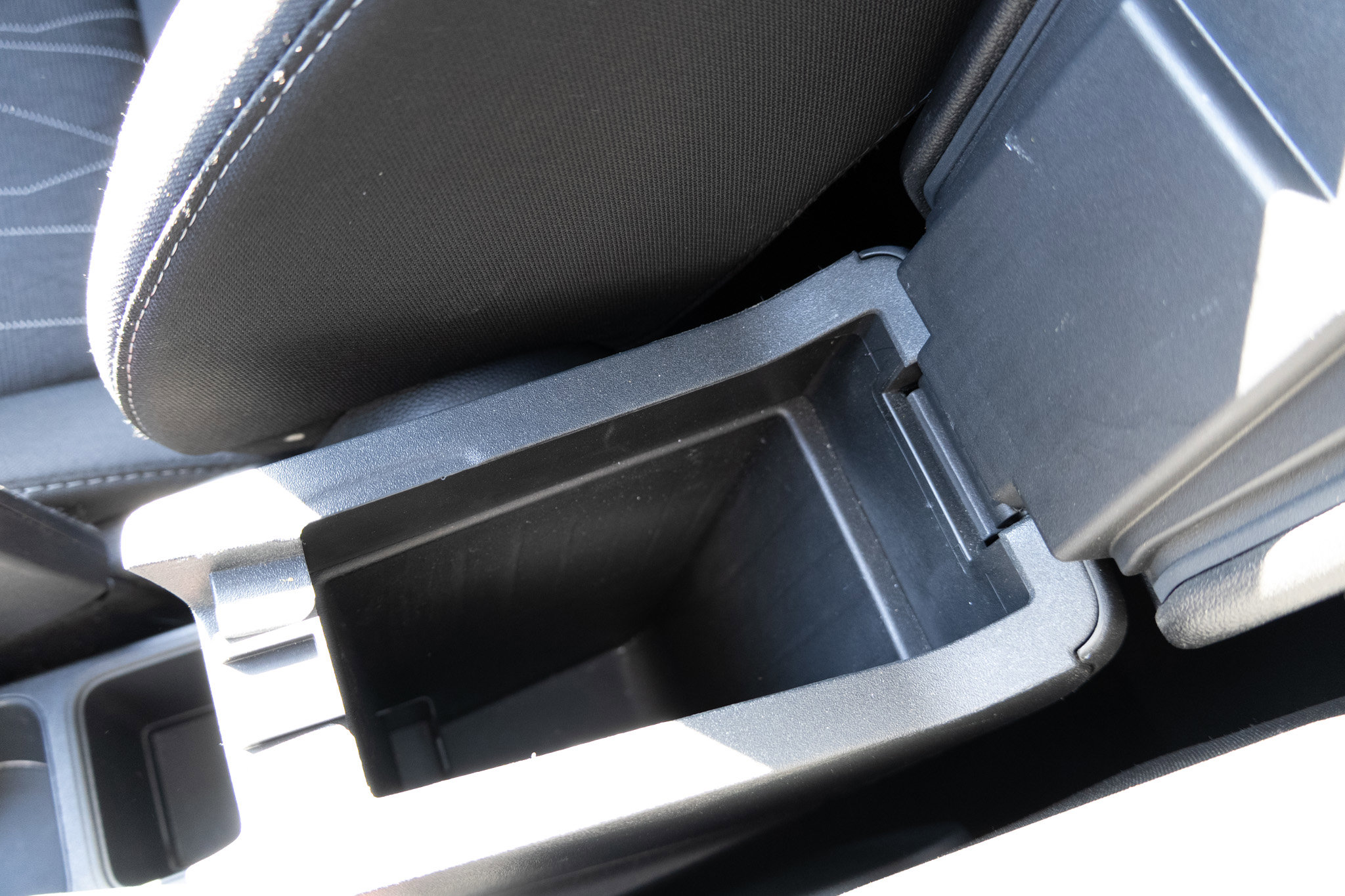 Used 2020 Ford EcoSport SE w/ SE Convenience Package image 58