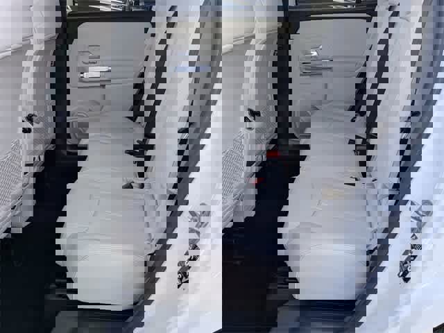 New 2025 Mercedes-Benz GLB 250 image 5