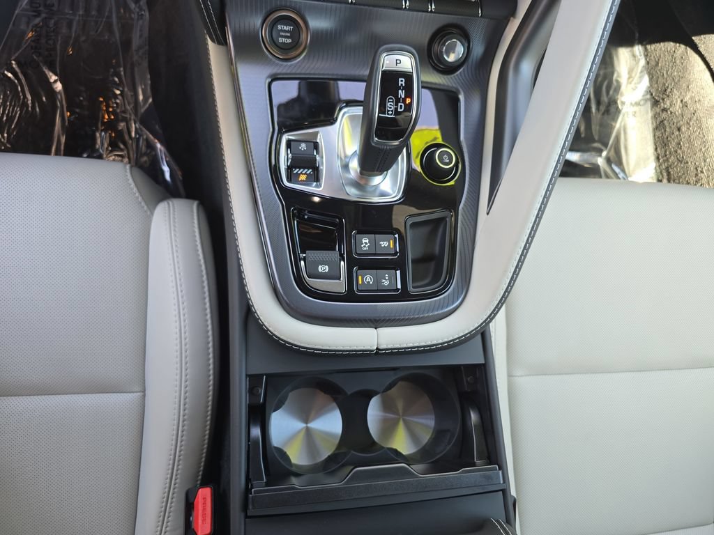 Certified 2024 Jaguar F-TYPE R-Dynamic RWD image 23