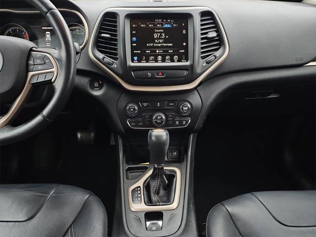 Certified 2016 Jeep Cherokee High Altitude image 11