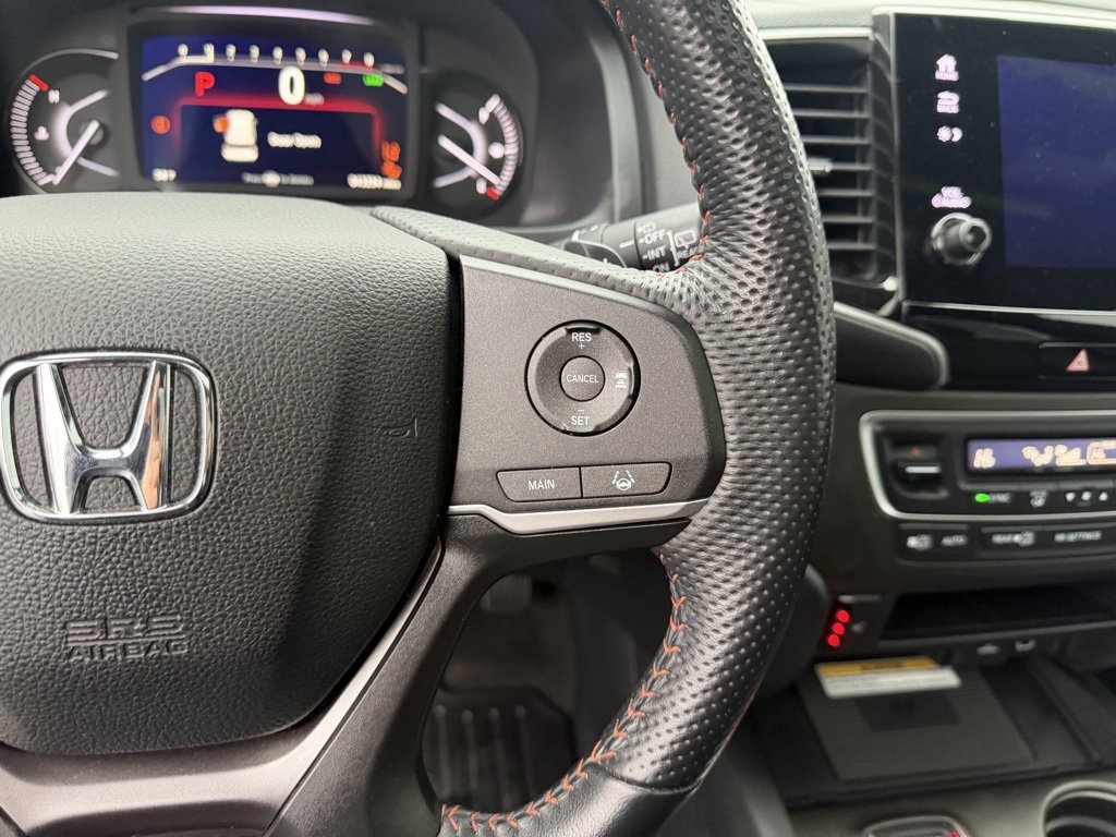 Certified 2022 Honda Passport TrailSport image 18