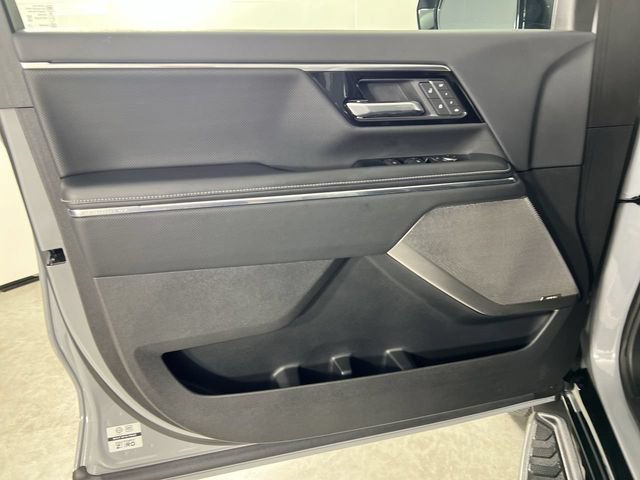 Used 2026 GMC Sierra EV Denali AWD/4WD image 22