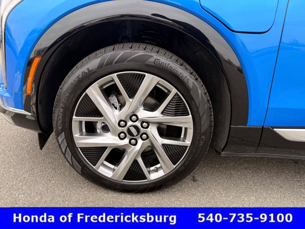 Used 2025 Cadillac Optiq Luxury 1 AWD/4WD image 13