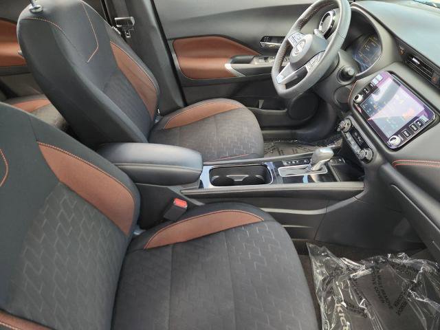 Certified 2024 Nissan Kicks SR image 11
