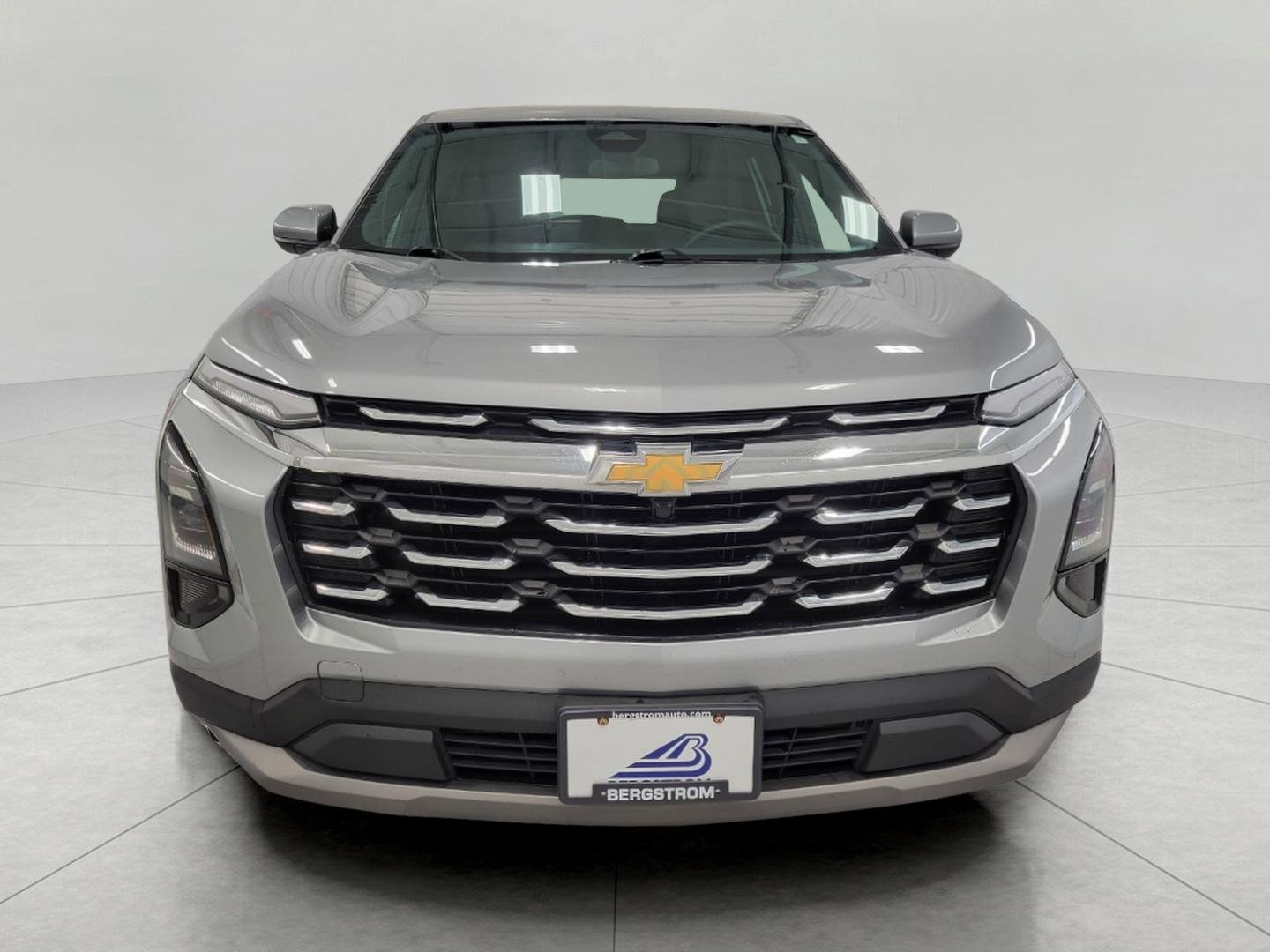 Used 2025 Chevrolet Equinox LT AWD/4WD image 13