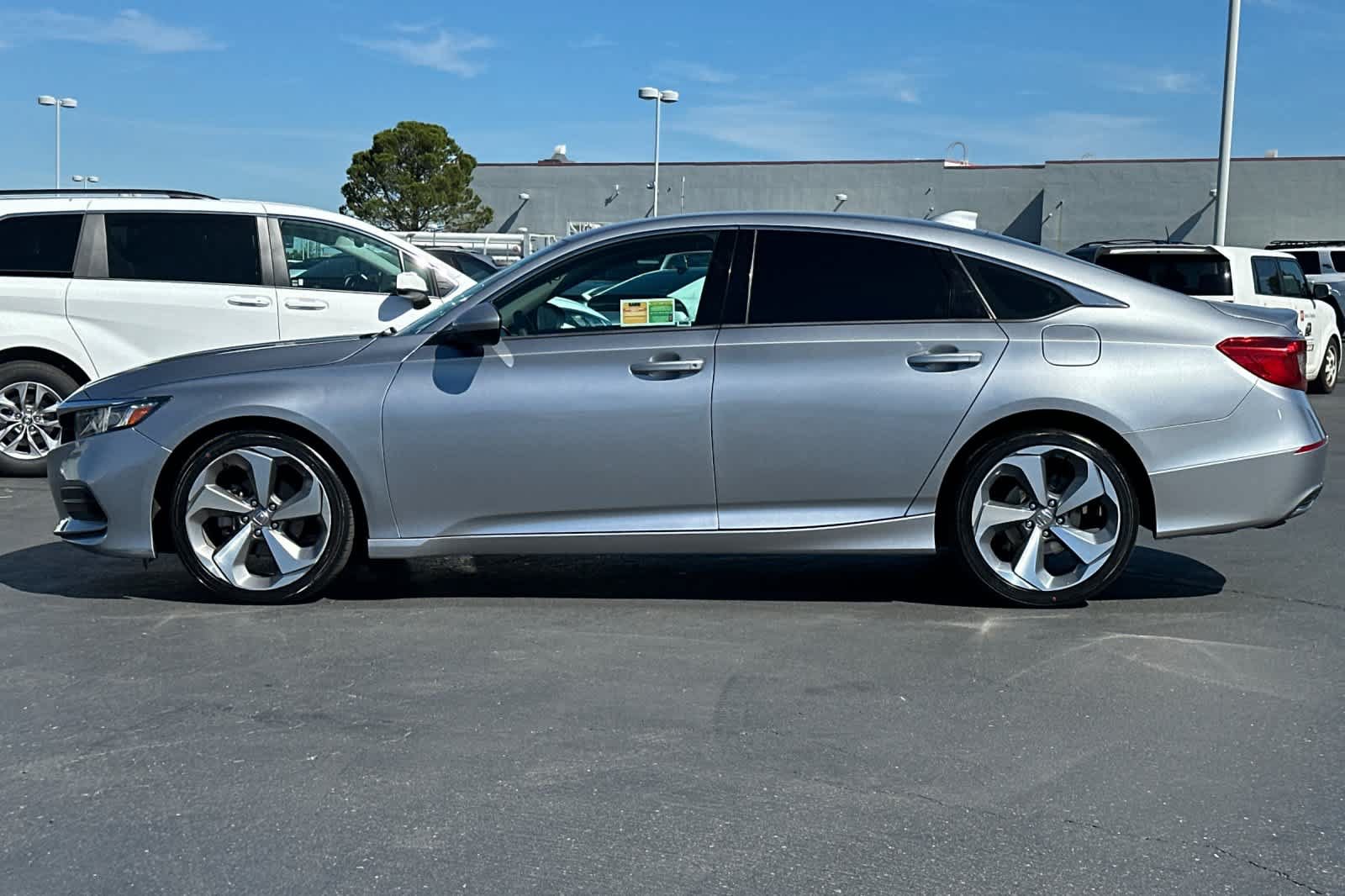 Used 2020 Honda Accord LX image 9