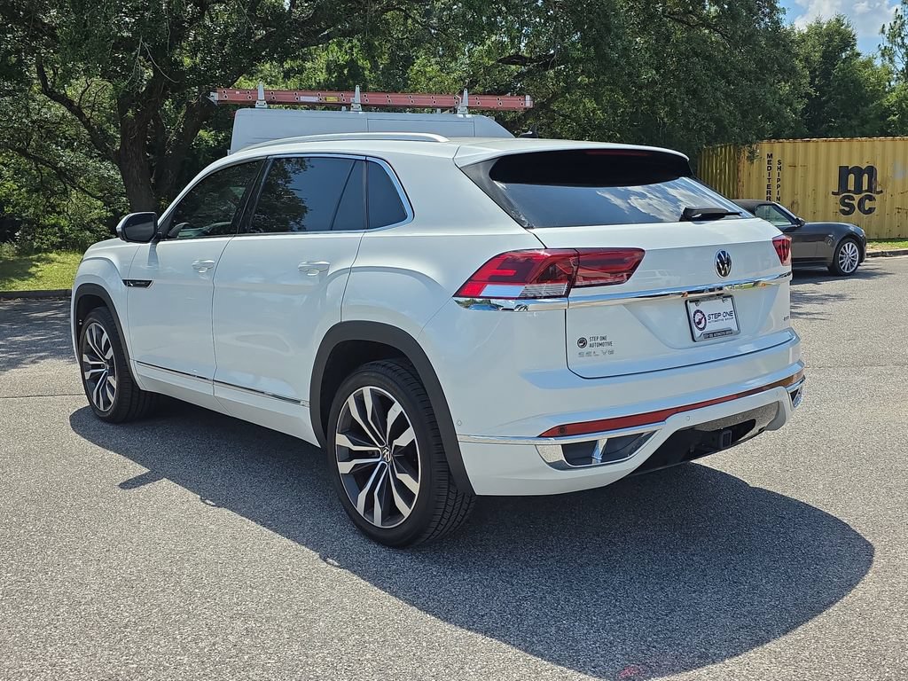 Used 2023 Volkswagen Atlas Cross Sport SEL Premium R-Line AWD/4WD image 4
