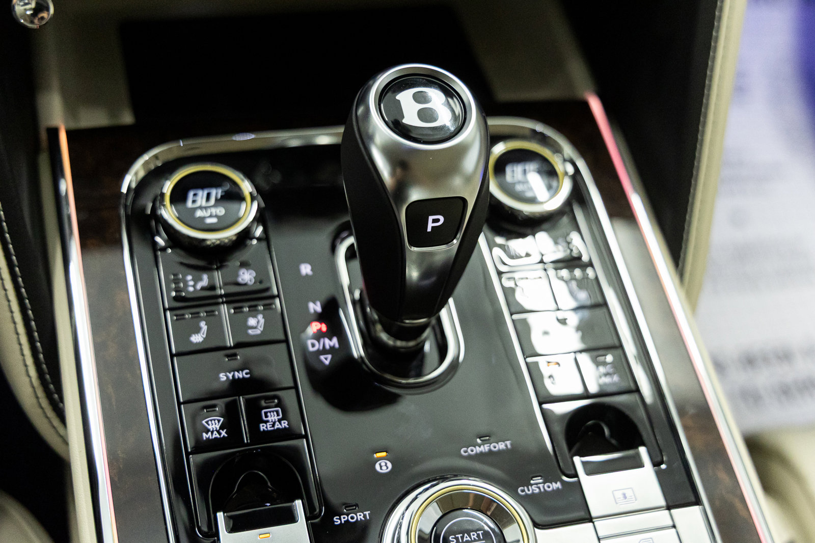 Certified 2026 Bentley Flying Spur Plug-In Hybrid image 37