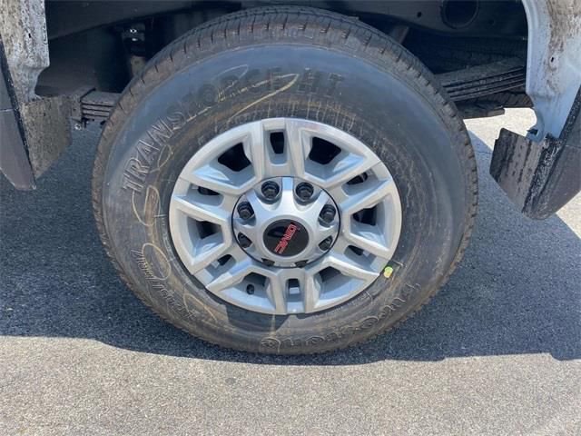 New 2025 GMC Sierra 2500 Pro w/ Convenience Package RWD image 10