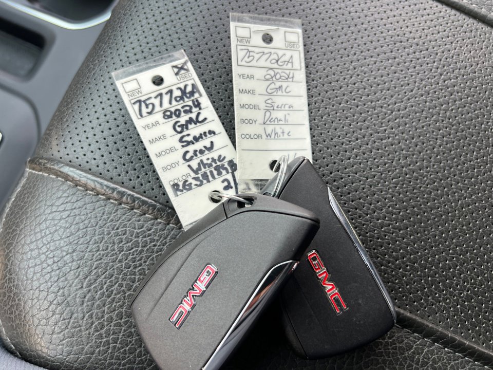 Used 2024 GMC Sierra 1500 Denali w/ Technology Package image 34