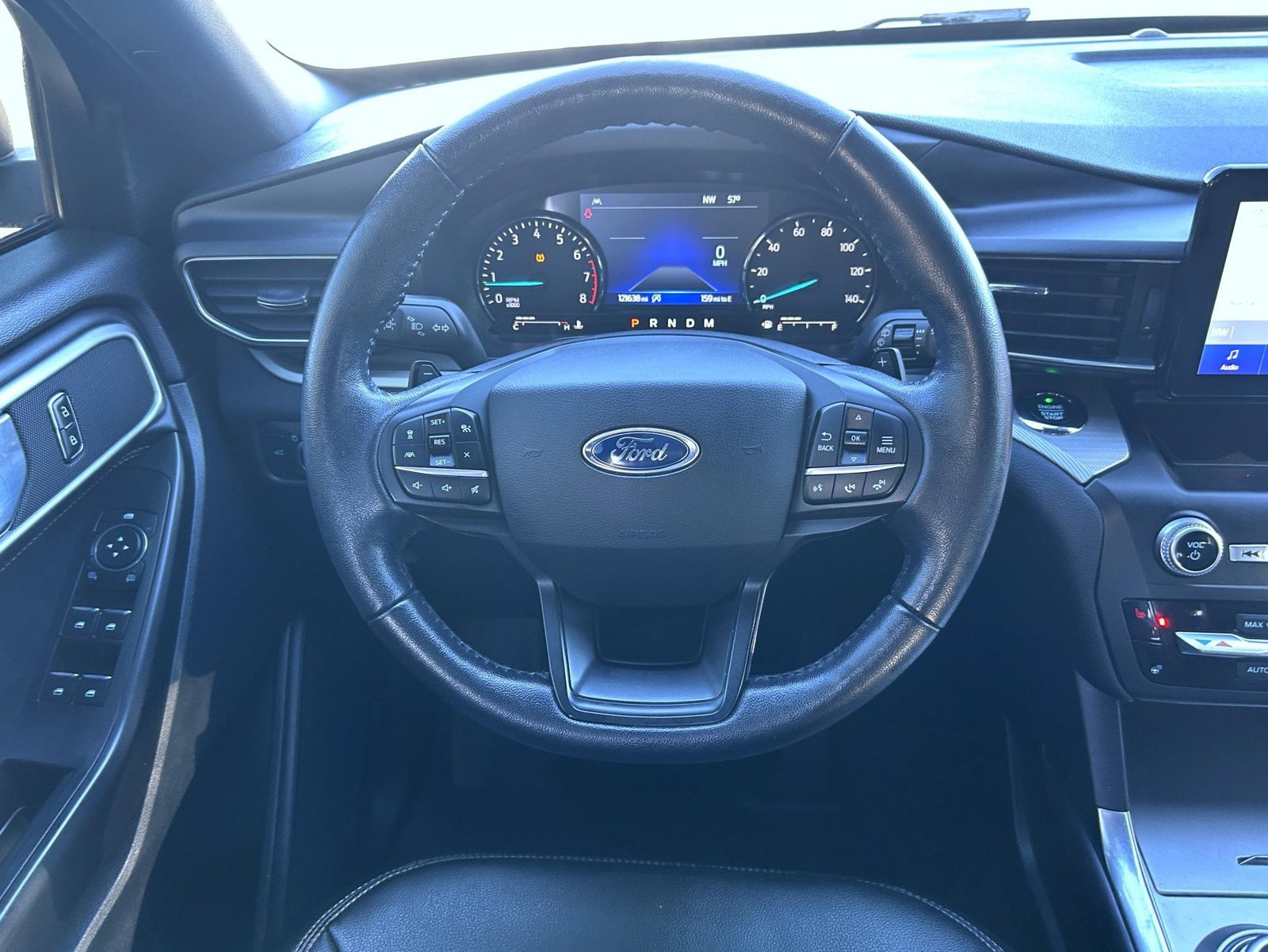 Used 2020 Ford Explorer XLT w/ Equipment Group 202A AWD/4WD image 11