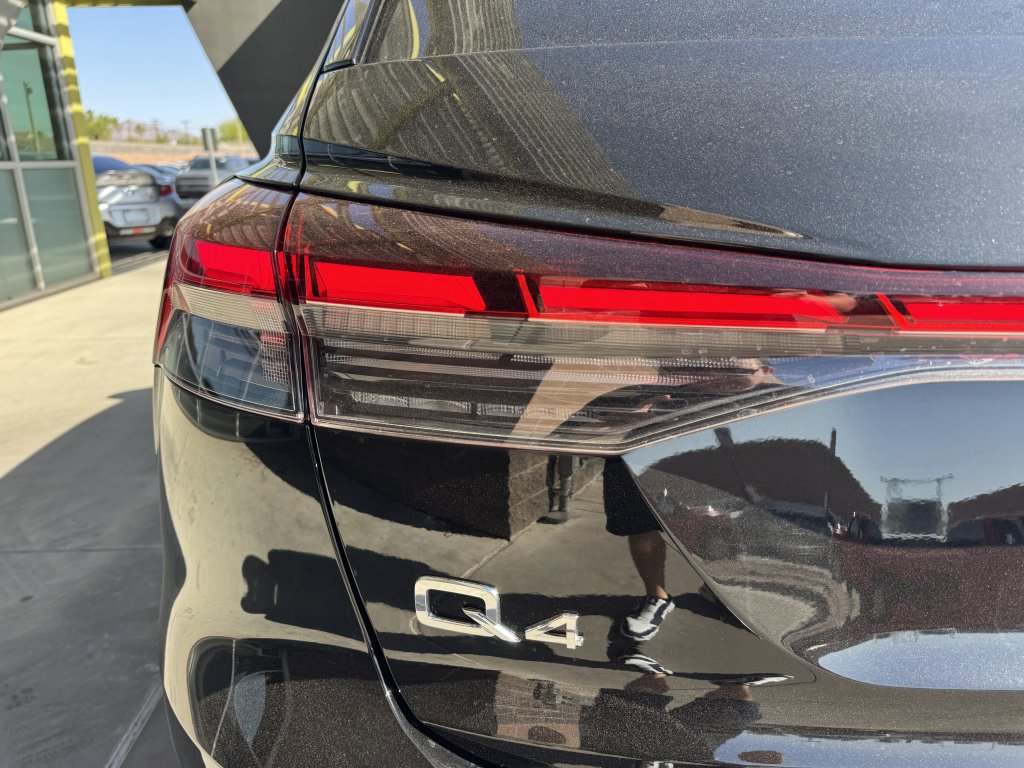 Used 2024 Audi Q4 e-tron Premium Plus w/ Premium Plus image 14