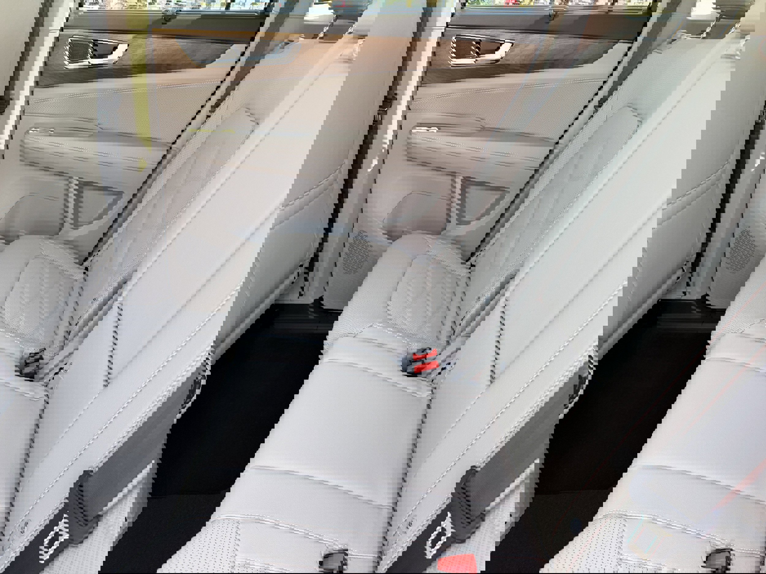 New 2026 Volkswagen Atlas SE image 15