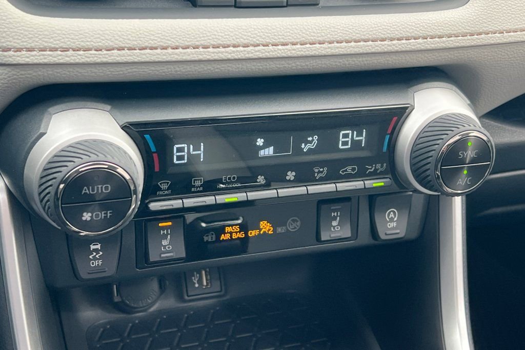Used 2025 Toyota RAV4 XLE Premium w/ Weather Package image 17