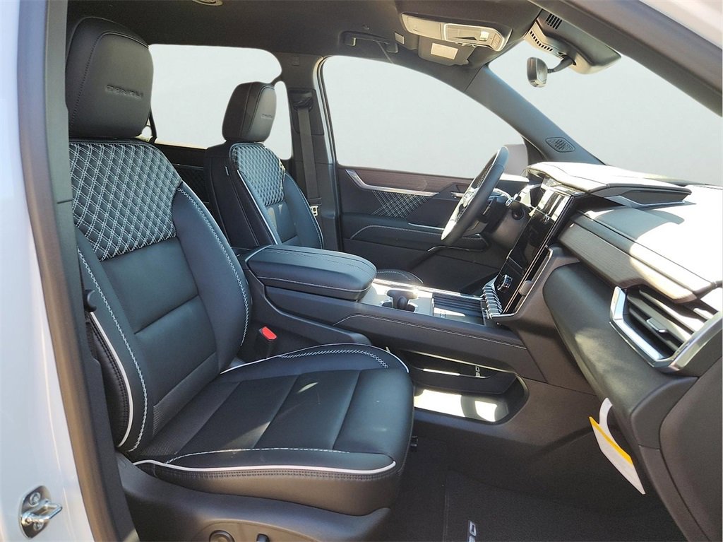 New 2026 GMC Acadia Denali w/ Super Cruise Package image 21
