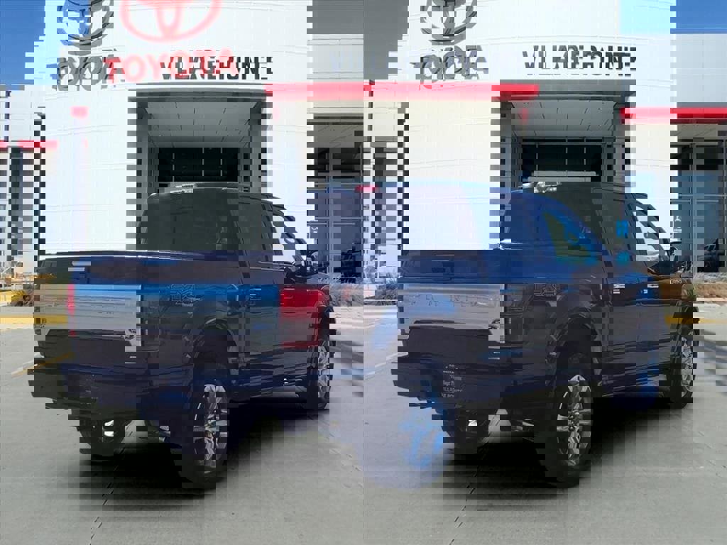 Used 2019 Ford F150 Platinum w/ Equipment Group 701A Luxury image 6