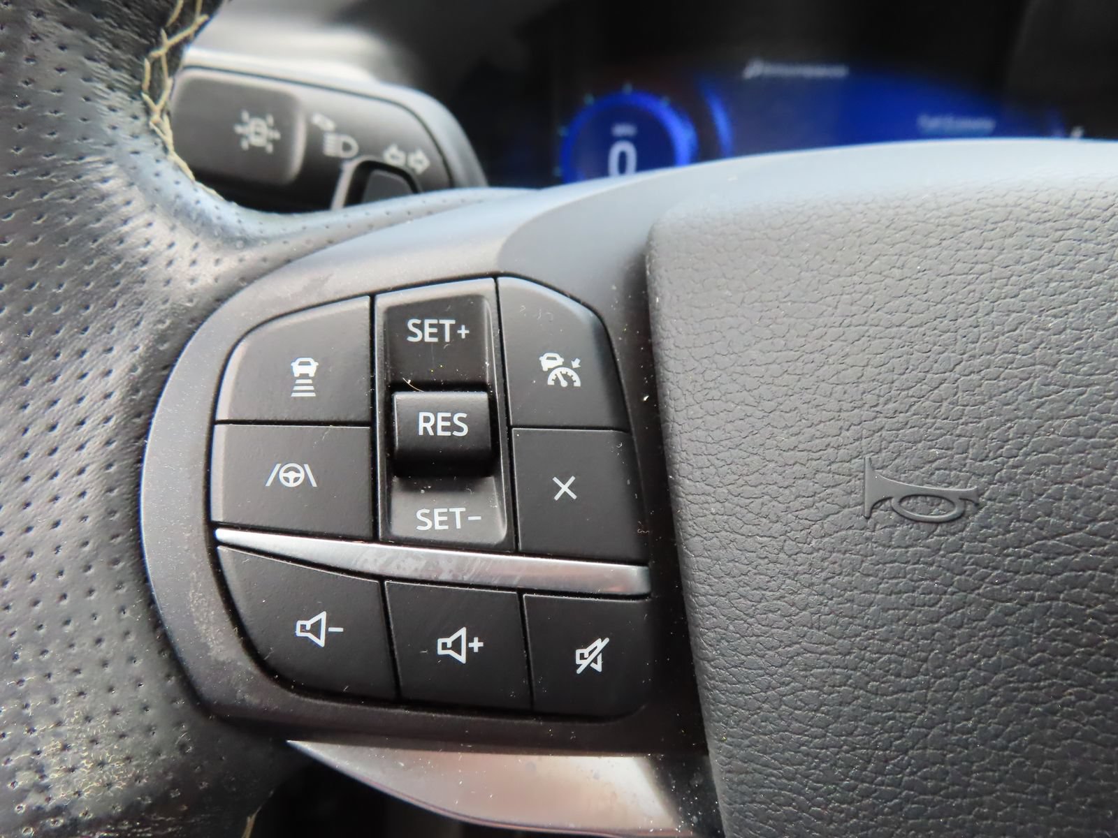 Used 2020 Ford Explorer ST w/ ST Street Pack AWD/4WD image 18