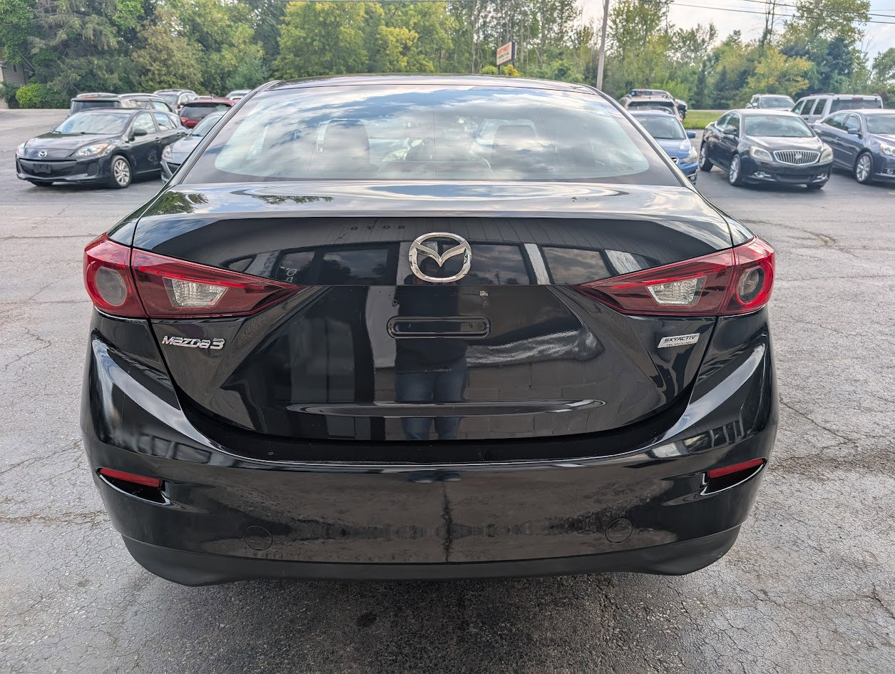 Used 2015 MAZDA MAZDA3 i Sport image 10