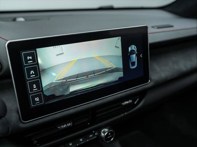 Used 2025 Lotus Emira RWD image 20
