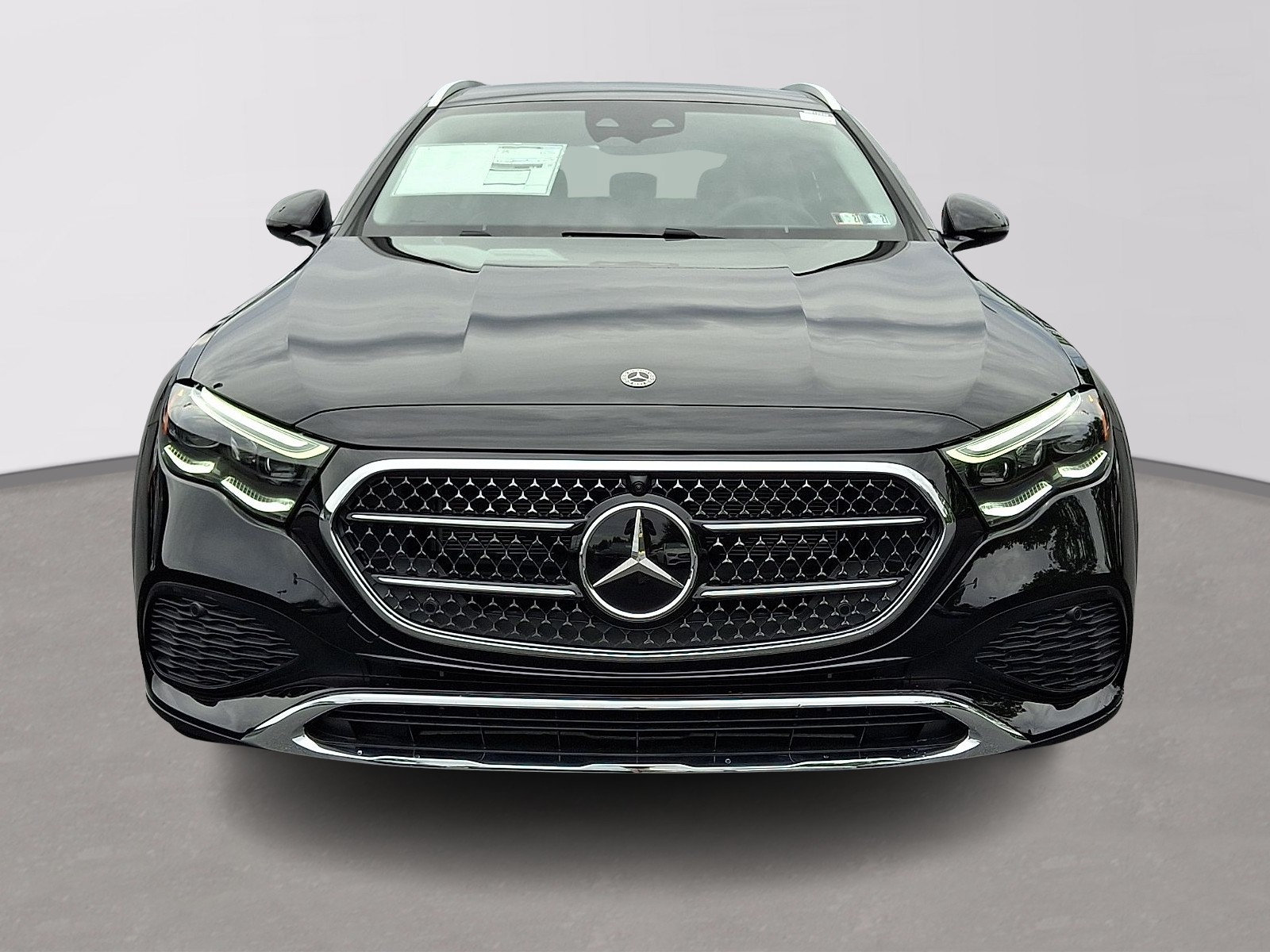 New 2027 Mercedes-Benz E 450 4MATIC All-Terrain Wagon image 2