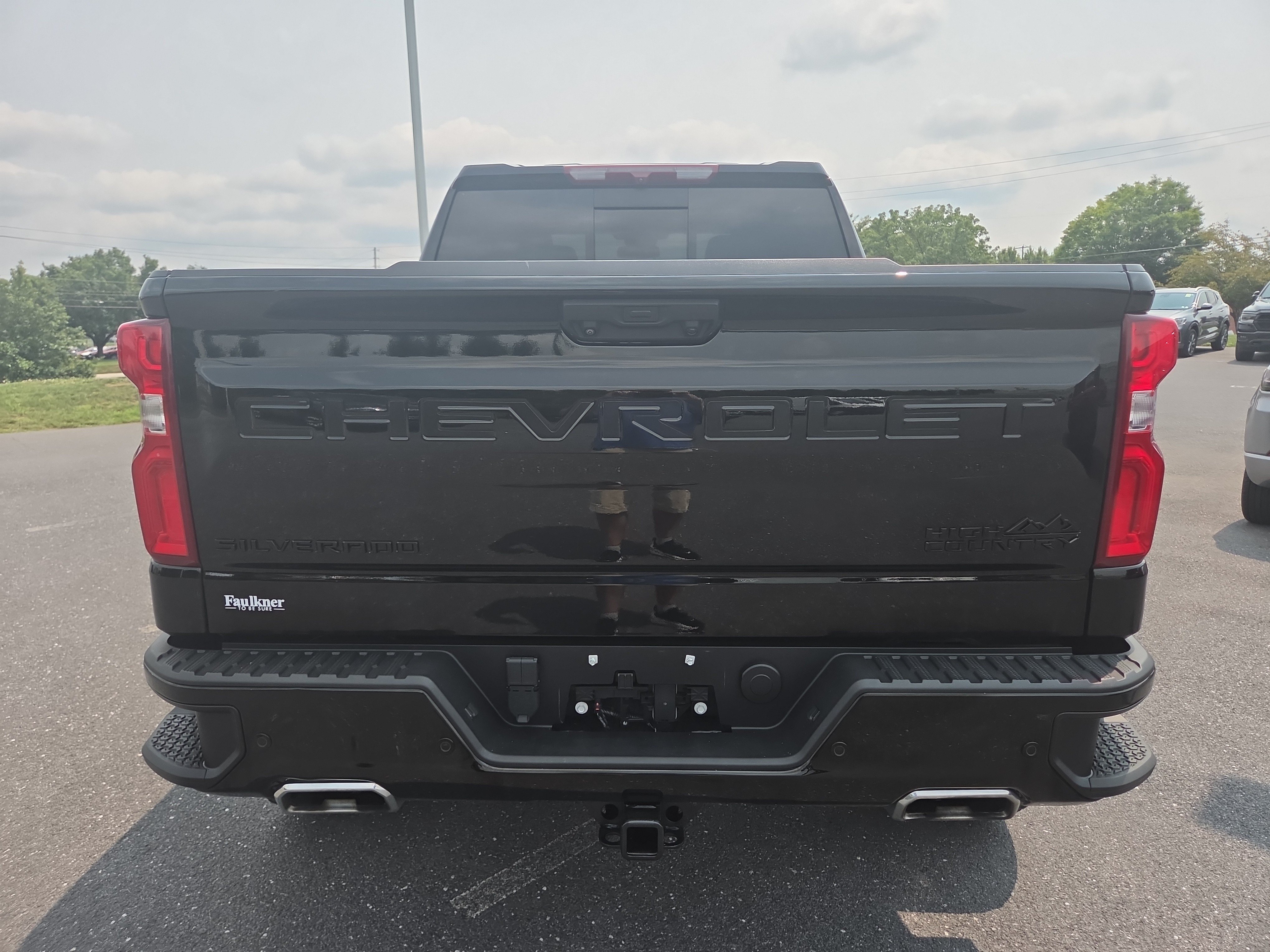 Used 2023 Chevrolet Silverado 1500 High Country w/ LPO, Dark Essentials Package AWD/4WD image 14