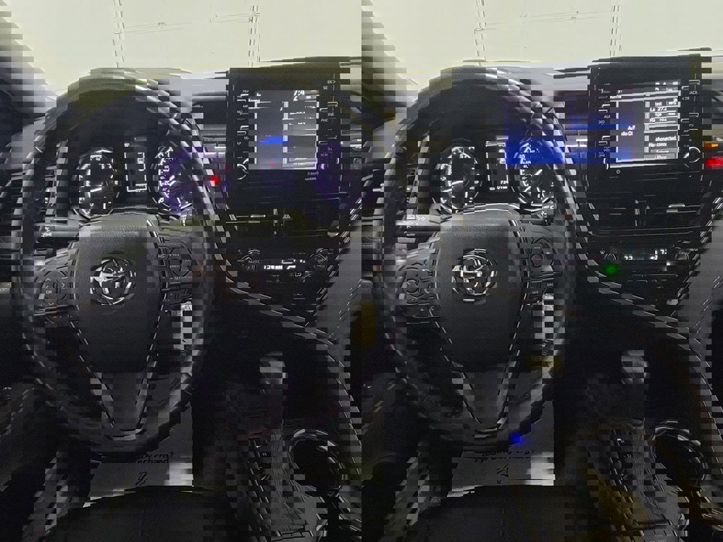 Used 2023 Toyota Camry SE image 13