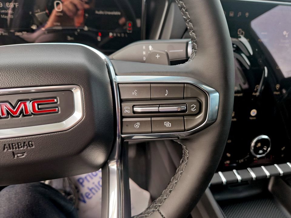 New 2026 GMC Terrain Elevation w/ Black Edition AWD/4WD image 16