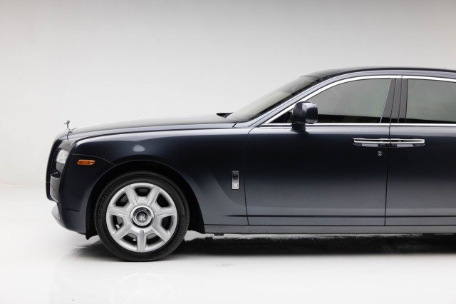 Used 2010 Rolls-Royce Ghost image 21