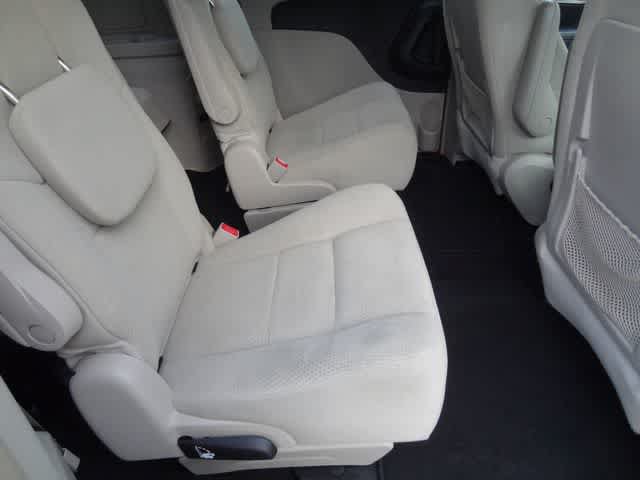 Used 2012 Dodge Grand Caravan Crew w/ Safety Sphere Group FWD image 11