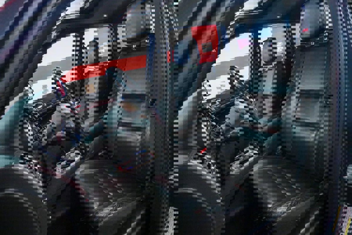 Used 2021 Jeep Grand Cherokee Limited image 10