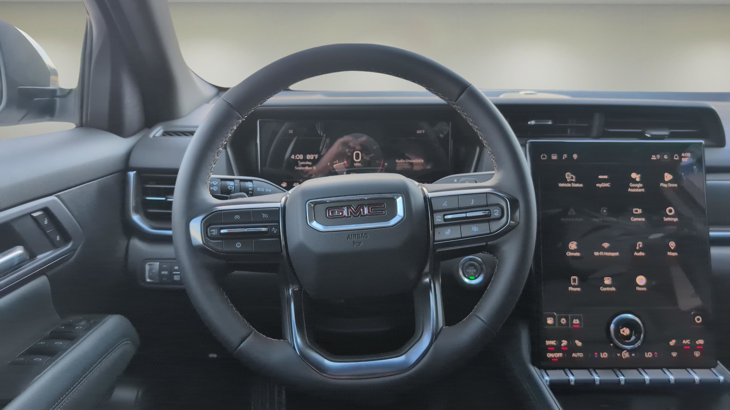 Used 2026 GMC Terrain AT4 AWD/4WD image 11