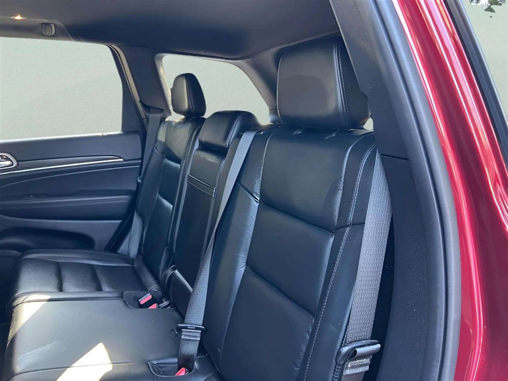 Used 2021 Jeep Grand Cherokee Limited AWD/4WD image 17