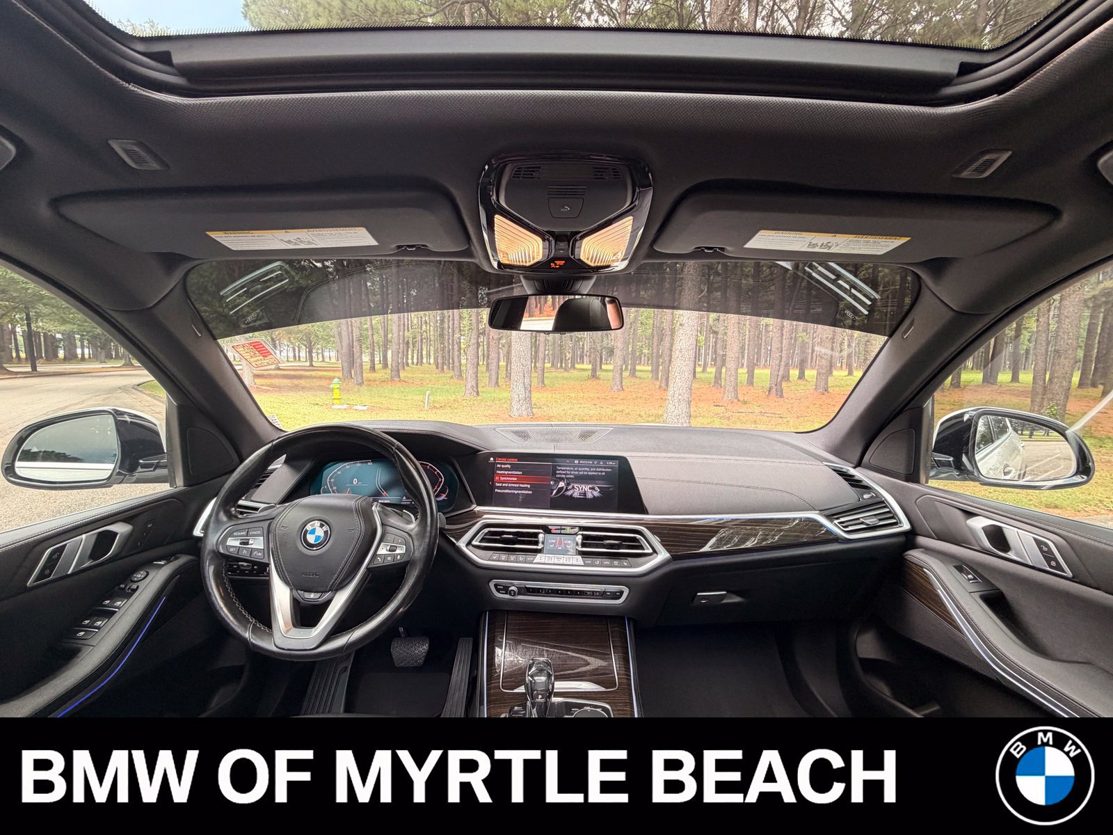 Used 2019 BMW X5 xDrive40i w/ Premium Package 2 AWD/4WD image 2