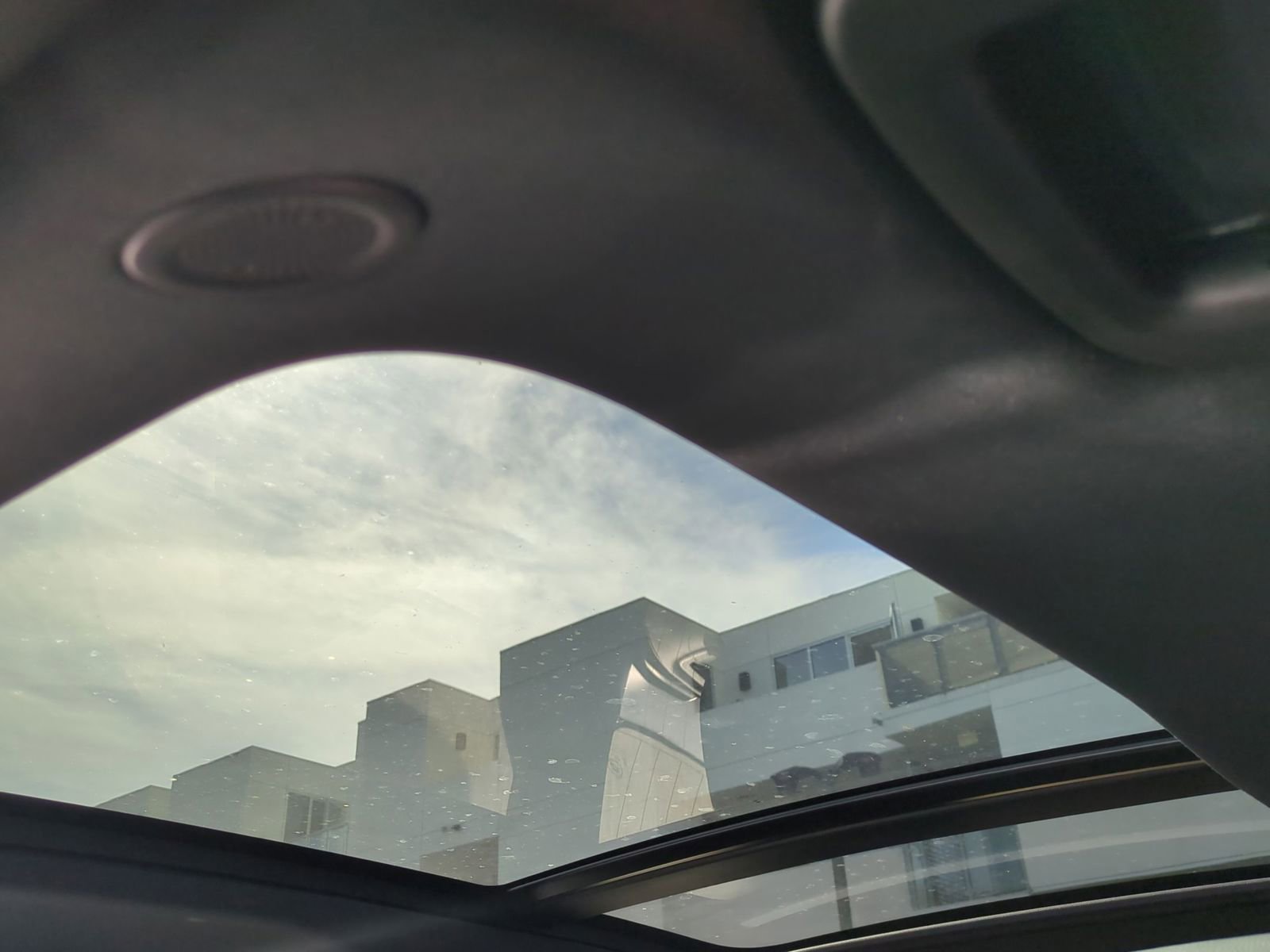 Certified 2026 Land Rover Range Rover Velar S image 24