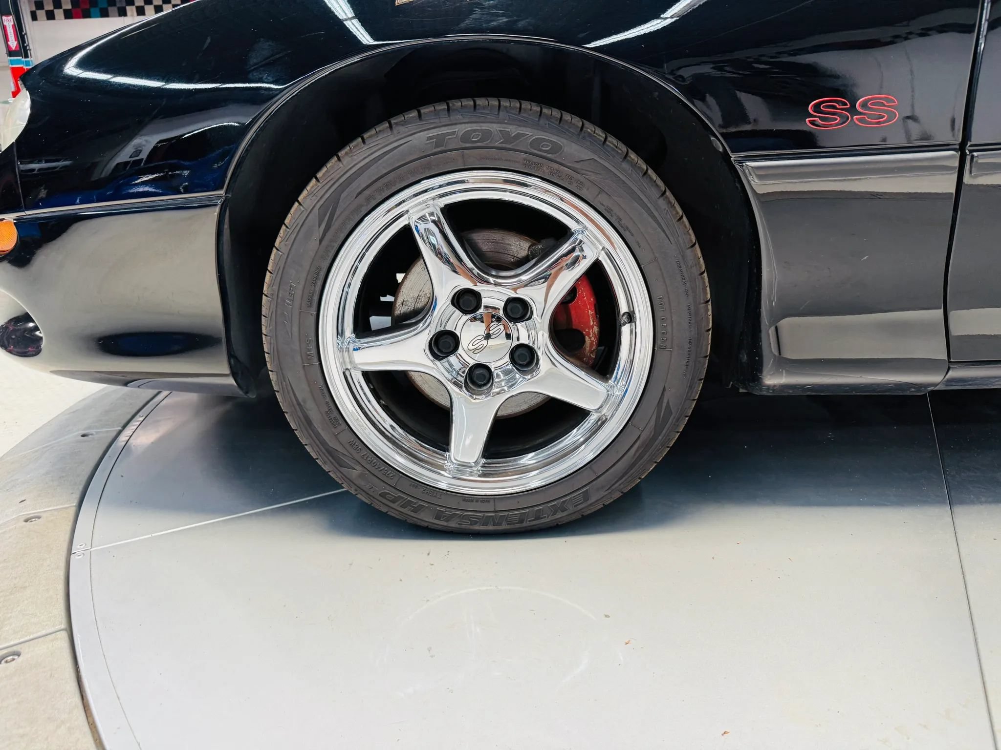Used 2000 Chevrolet Camaro Z28 w/ SS Performance/Appearance Pkg RWD image 26